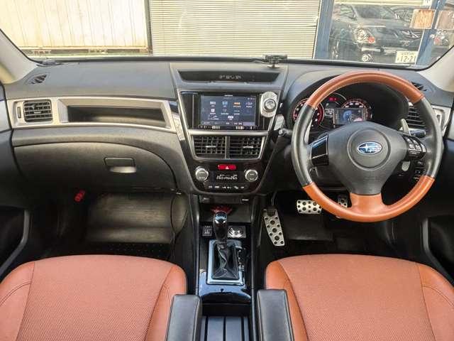 エクシーガクロスオーバー７ ２．５ｉアイサイト　ナビ　バックカメラ　ルーフラック　シートヒーター　パワーシート　レーダー探知機　ＥＴＣ　レーダークルーズコントロール　アイサイト　ＨＩＤヘッドライト　純正１７インチＡＷ　パドルシフト　７人乗り　４ＷＤ（2枚目）