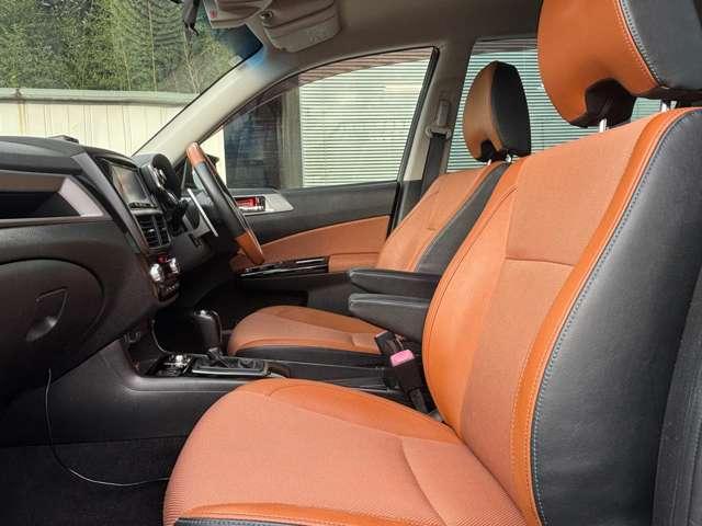 エクシーガクロスオーバー７ ２．５ｉアイサイト　ナビ　バックカメラ　ルーフラック　シートヒーター　パワーシート　レーダー探知機　ＥＴＣ　レーダークルーズコントロール　アイサイト　ＨＩＤヘッドライト　純正１７インチＡＷ　パドルシフト　７人乗り　４ＷＤ（30枚目）