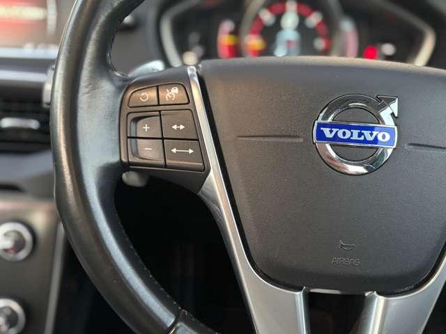 Ｖ４０ Ｄ４　ＳＥ　ナビ　バックカメラ　ガラスルーフ　ベージュ革シート　シートヒーター　レーダークルーズコントロールパワーシート　ＨＩＤヘッドライト　前後２ＣＨドラレコ　ＥＴＣ　純正１７インチＡＷ（15枚目）