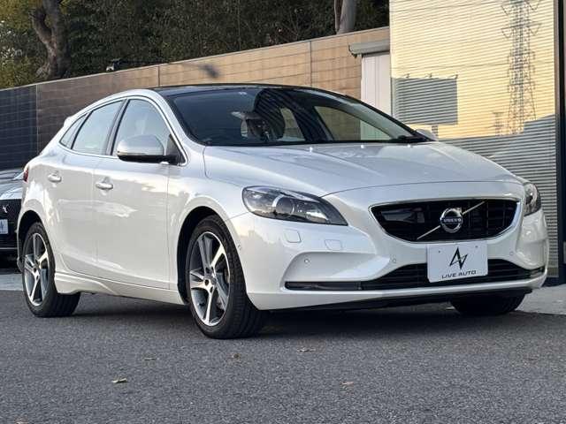 Ｖ４０ Ｄ４　ＳＥ　ナビ　バックカメラ　ガラスルーフ　ベージュ革シート　シートヒーター　レーダークルーズコントロールパワーシート　ＨＩＤヘッドライト　前後２ＣＨドラレコ　ＥＴＣ　純正１７インチＡＷ（19枚目）