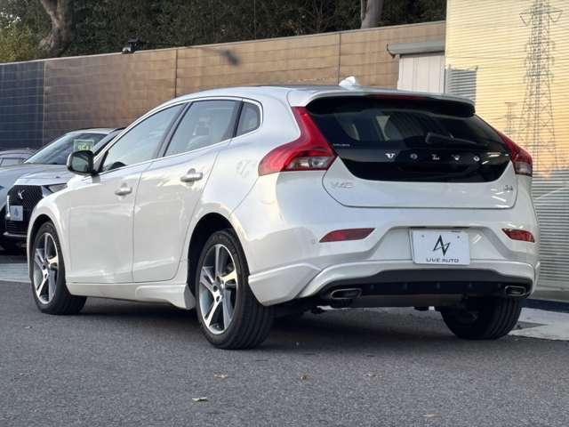 Ｖ４０ Ｄ４　ＳＥ　ナビ　バックカメラ　ガラスルーフ　ベージュ革シート　シートヒーター　レーダークルーズコントロールパワーシート　ＨＩＤヘッドライト　前後２ＣＨドラレコ　ＥＴＣ　純正１７インチＡＷ（21枚目）