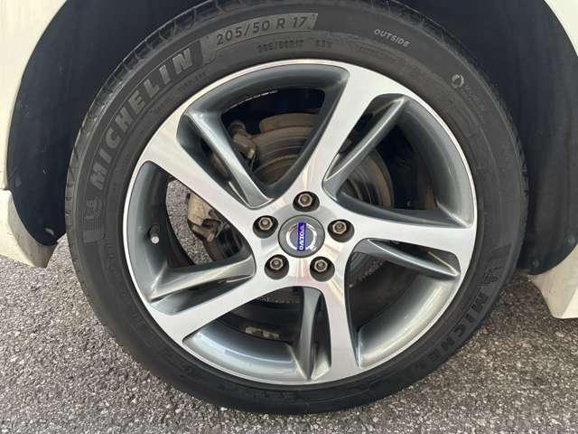 Ｖ４０ Ｄ４　ＳＥ　ナビ　バックカメラ　ガラスルーフ　ベージュ革シート　シートヒーター　レーダークルーズコントロールパワーシート　ＨＩＤヘッドライト　前後２ＣＨドラレコ　ＥＴＣ　純正１７インチＡＷ（27枚目）