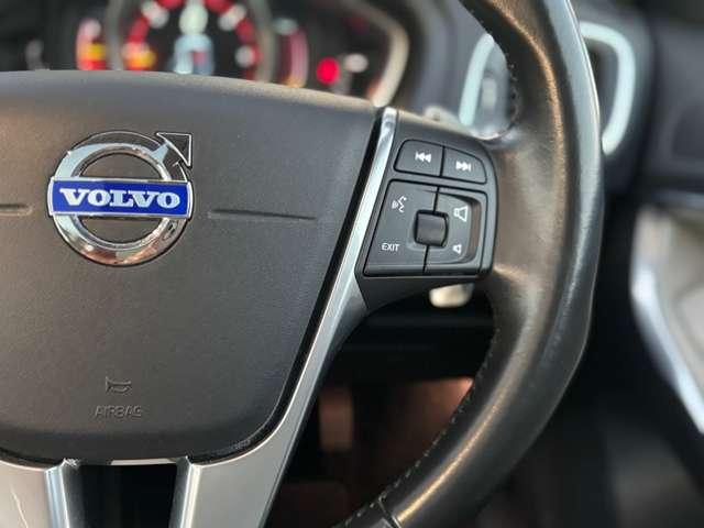 Ｖ４０ Ｄ４　ＳＥ　ナビ　バックカメラ　ガラスルーフ　ベージュ革シート　シートヒーター　レーダークルーズコントロールパワーシート　ＨＩＤヘッドライト　前後２ＣＨドラレコ　ＥＴＣ　純正１７インチＡＷ（38枚目）