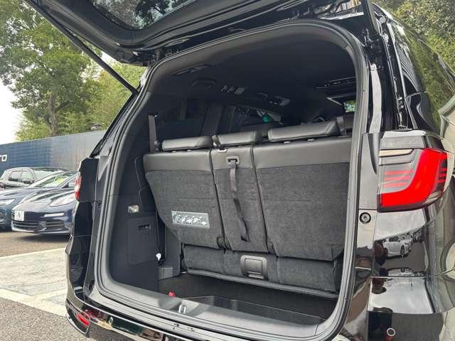 オデッセイハイブリッド 大型ナビ TV 全周囲カメラ 後席大型モニター 黒革 パワーシート シートヒーター 2ndシートオットマン 電動リアゲート LEDヘッドライト 両側パワースライド 専用塗装18インチアルミ ETC(8枚目)