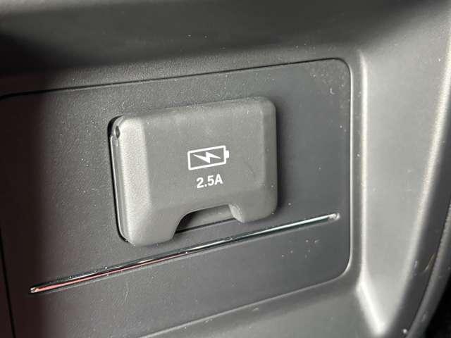 オデッセイハイブリッド 大型ナビ TV 全周囲カメラ 後席大型モニター 黒革 パワーシート シートヒーター 2ndシートオットマン 電動リアゲート LEDヘッドライト 両側パワースライド 専用塗装18インチアルミ ETC(54枚目)