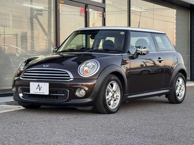 ������{�f�B�����e�i���X�̒�ԂƂȂ��Ă���u�{�f�B�R�[�e�B���O�v�̎{�H���\�I���X�̃R�[�e�B���O�͐��E�S�������E�����E�K���X�疌�h�z�܂Œ��J�Ɏ��{�B�������K���X�R�[�e�B���O�����p�ӂ��Ă���܂��B