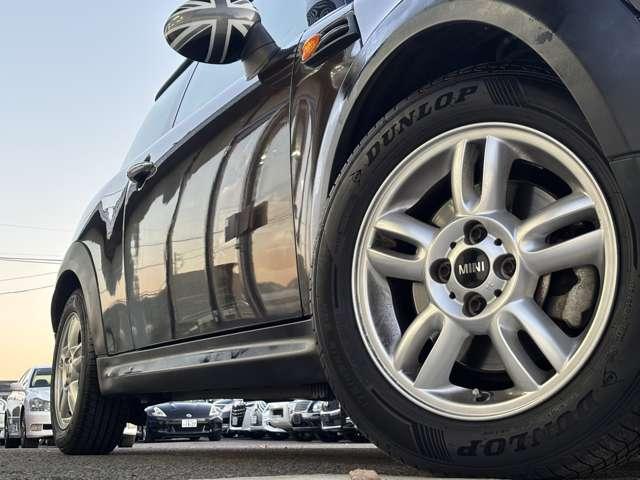 �y�����P�T�C���`�z�C�[���z�e��A���~��^�C���A�X�^�b�h���X����舵���Ă���܂��B