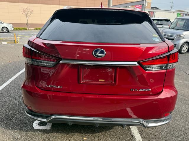 RX RX450h バージョンL パノラマルーフ 純正ナビ ステアリングヒーター シートヒーター&クーラー パノラミックビューモニター パワーバックドア ヘッドアップディスプレイ 4WD 純正スノーマット 純正エンジンスターター(3枚目)