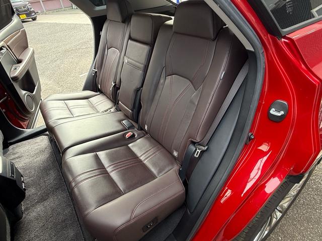 RX RX450h バージョンL パノラマルーフ 純正ナビ ステアリングヒーター シートヒーター&クーラー パノラミックビューモニター パワーバックドア ヘッドアップディスプレイ 4WD 純正スノーマット 純正エンジンスターター(31枚目)
