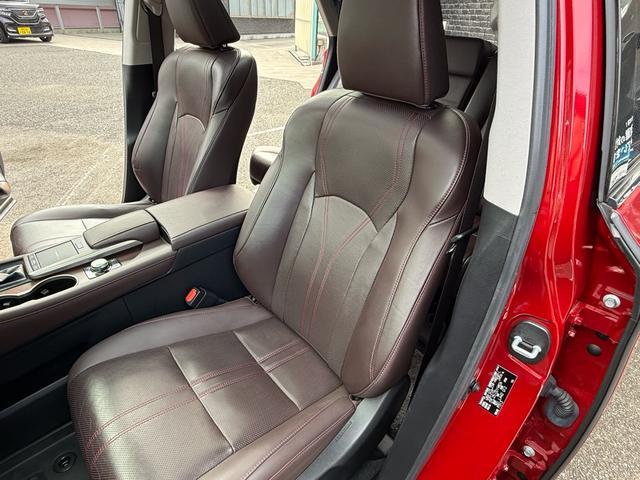 RX RX450h バージョンL パノラマルーフ 純正ナビ ステアリングヒーター シートヒーター&クーラー パノラミックビューモニター パワーバックドア ヘッドアップディスプレイ 4WD 純正スノーマット 純正エンジンスターター(35枚目)