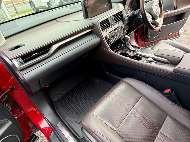 RX RX450h バージョンL パノラマルーフ 純正ナビ ステアリングヒーター シートヒーター&クーラー パノラミックビューモニター パワーバックドア ヘッドアップディスプレイ 4WD 純正スノーマット 純正エンジンスターター(36枚目)