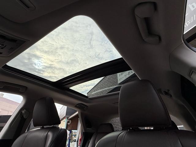 RX RX450h バージョンL パノラマルーフ 純正ナビ ステアリングヒーター シートヒーター&クーラー パノラミックビューモニター パワーバックドア ヘッドアップディスプレイ 4WD 純正スノーマット 純正エンジンスターター(38枚目)