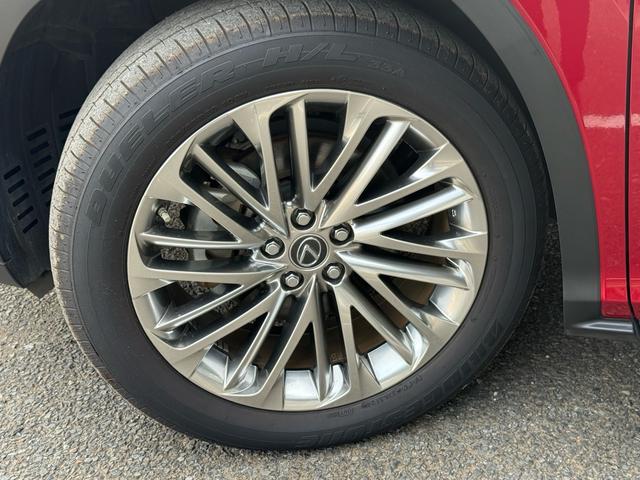 RX RX450h バージョンL パノラマルーフ 純正ナビ ステアリングヒーター シートヒーター&クーラー パノラミックビューモニター パワーバックドア ヘッドアップディスプレイ 4WD 純正スノーマット 純正エンジンスターター(40枚目)
