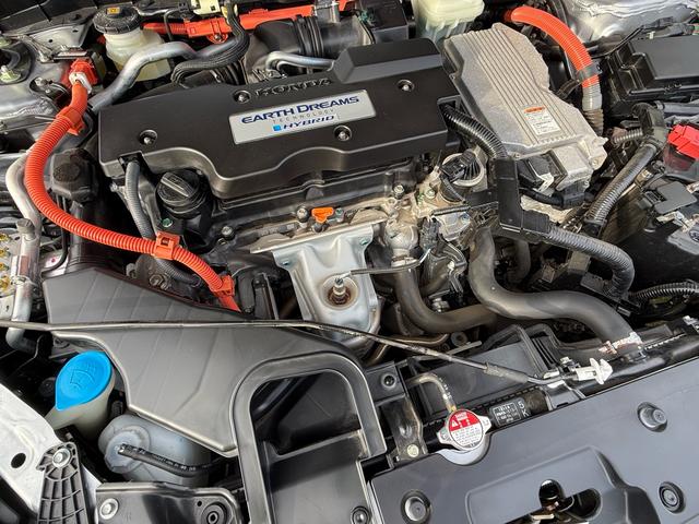 アコードハイブリッド ＥＸ　ホンダセンシング　ハーフレザー　シートヒーター　純正ナビ　バックカメラ　サイドカメラ　フルセグ　ＥＴＣ　パワーシート　シートメモリー　プッシュスタート　スマートキーｘ２（47枚目）