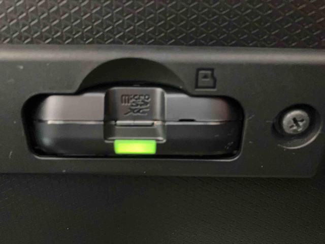 タント カスタムＸ　純正ナビ　ＥＴＣ車載器　ドライブレコーダー　保証　新車保証・まごころ保証　１年間・走行距離無制限付き　純正９インチナビ　ＥＴＣ車載器　ドライブレコーダー　キーフリーシステム　ＬＥＤヘッドランプ　ＬＥＤフォグランプ　両側電動スライドドア（9枚目）