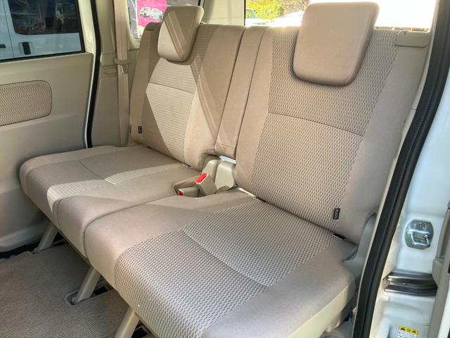 エブリイワゴン ＰＺターボスペシャル　ナビ　バックカメラ　電動スライドドア　保証　まごころ保証　１年間・走行距離無制限付き　７インチナビ　バックカメラ　両側電動スライドドア　運転席シートヒーター　キーフリーシステム　オートエアコン　電動格納ドアミラー（11枚目）