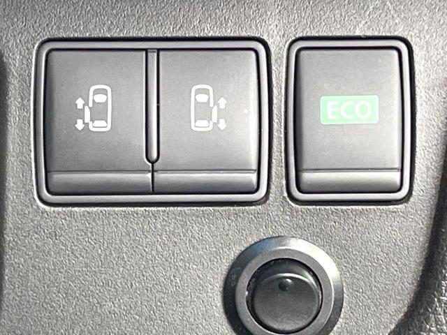 セレナ ライダー　ブラックライン　ＺＺ　Ｓ－ハイブリッド　エマージェンシーブレーキ　フリップダウンモニター　両側パワースライドドア（3枚目）