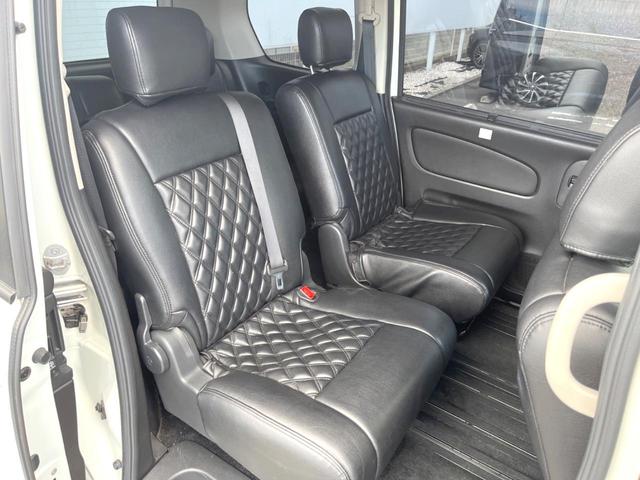 セレナ ライダー　ブラックライン　ＺＺ　Ｓ－ハイブリッド　エマージェンシーブレーキ　フリップダウンモニター　両側パワースライドドア（10枚目）