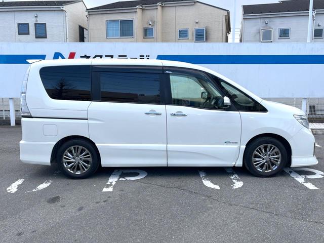 セレナ ライダー　ブラックライン　ＺＺ　Ｓ－ハイブリッド　エマージェンシーブレーキ　フリップダウンモニター　両側パワースライドドア（41枚目）