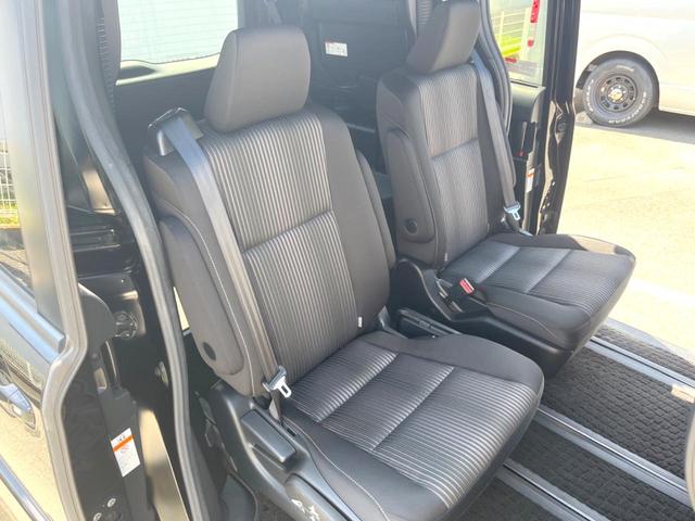 ヴォクシー ZS 衝突軽減 両側電動スライドドア 純正10インチナビ Bluetooth バックカメラ ETC フルセグTV クルーズコントロール LEDヘッドライト LEDフォグランプ オートライト オートエアコン(10枚目)