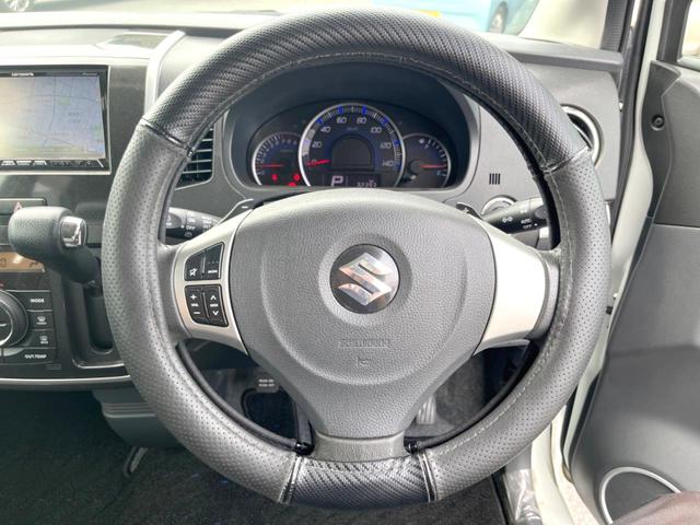 ワゴンＲスティングレー Ｔ　ＳＤナビ　スマートキー　ＨＩＤヘッド　ＥＴＣ　オートライト　オートエアコン　純正１５インチアルミ　Ｂｌｕｅｔｏｏｔｈ　ＣＤ　フルセグ（12枚目）