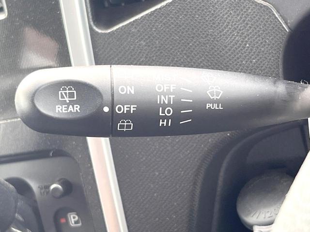 ワゴンＲスティングレー Ｔ　ＳＤナビ　スマートキー　ＨＩＤヘッド　ＥＴＣ　オートライト　オートエアコン　純正１５インチアルミ　Ｂｌｕｅｔｏｏｔｈ　ＣＤ　フルセグ（27枚目）