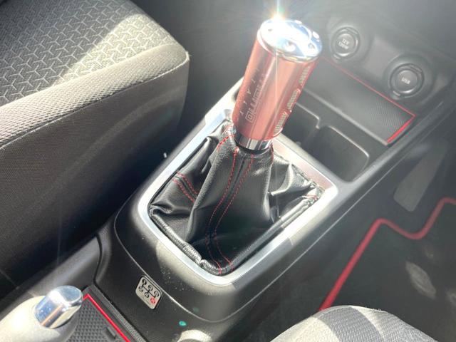 スイフト ＸＬ　ＭＴ車　ＳＤナビ　シートヒーター　ドラレコ　スマートキー　ＬＥＤヘッド　オートエアコン　純正１６インチアルミ　Ｂｌｕｅｔｏｏｔｈ　ＣＤ　ＤＶＤ再生　フルセグ　ＬＥＤフォグ（32枚目）