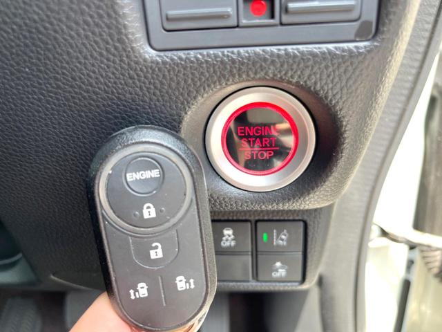 Ｎ－ＢＯＸカスタム Ｇ・Ｌターボホンダセンシング　純正８インチナビ　両側電動ドア　バックカメラ　衝突被害軽減システム　レーダークルーズ　ハーフレザーシート　ドラレコ　スマートキー　ＬＥＤヘッド　ビルトインＥＴＣ　オートライト　オートエアコン（6枚目）