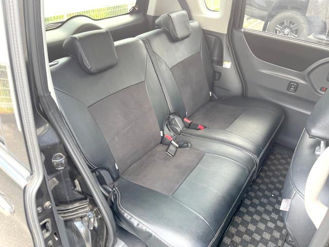 ソリオ ブラック＆ホワイト　エアロ　両側電動ドア　ＳＤナビ　シートヒーター　スマートキー　ＨＩＤヘッド　ビルトインＥＴＣ　オートライト　オートエアコン　純正１５インチアルミ　ＣＤ　ＤＶＤ再生　フルセグ（14枚目）