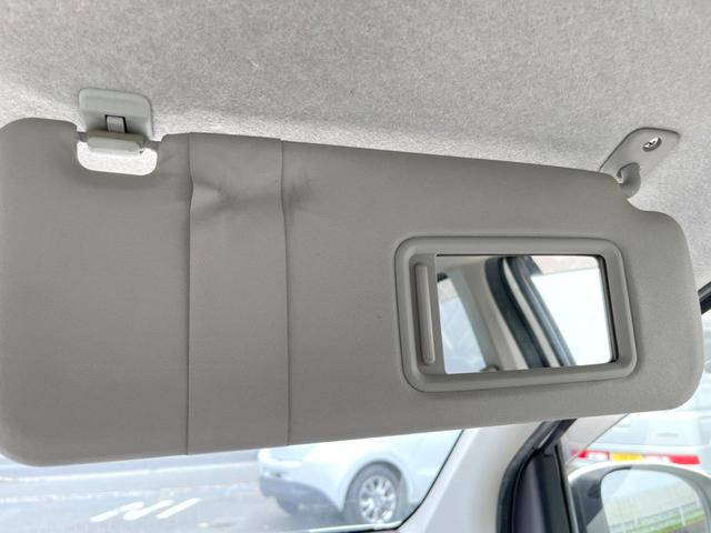 パッソ X Lパッケージ TRDエアロ 純正SDナビ HIDヘッド オートエアコン CD フルセグ(39枚目)