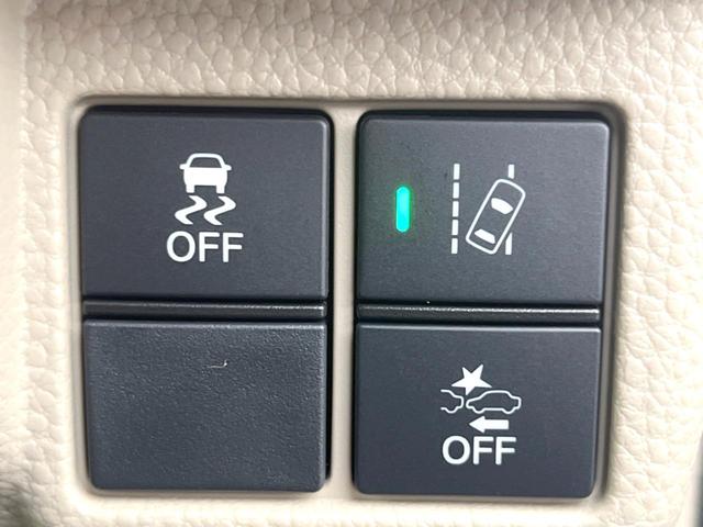 N-BOX G・Lターボホンダセンシング 両側電動ドア 純正SDナビ バックカメラ 衝突被害軽減システム レーダークルーズ ドラレコ コーナーセンサー スマートキー LEDヘッド ナビ連動ETC オートライト オートエアコン(7枚目)