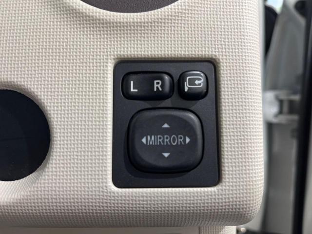 G 禁煙車 純正SDナビ バックカメラ シートヒーター 片側電動スライドドア オートエアコン DVD再生 CD再生 プライバシーガラス 衝突安全ボディー 盗難防止システム トラクションコントロール(8枚目)