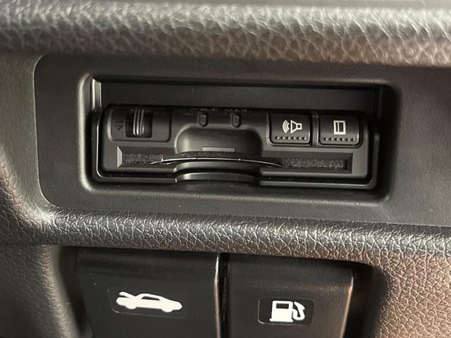 20X ハイブリッド 禁煙車 サンルーフ 9インチメーカーナビ 全周位カメラ フルセグTV Bluetooth再生 ETC パワーバックドア LEDヘッドライト LEDフォグライト デジタルインナーミラー レーンアシスト(8枚目)