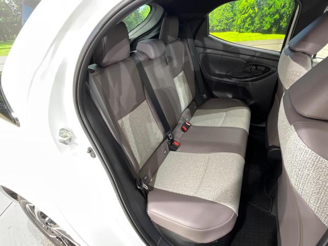 ハイブリッドZ 禁煙車 ワンオーナー 衝突軽減装置 車線逸脱警報 BSM 純正オプション15アルミ 全周囲モニター レーダークルーズ クリアランスソナー シートヒーター LEDヘッド オートライト オートエアコン(11枚目)