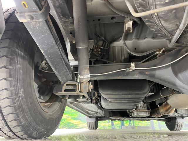 ハイエースワゴン ＧＬ　片側電動スライドドア　ＳＤナビ　バックカメラ　禁煙車　オートライト　純正１５インチアルミ　ＤＶＤ再生　フルセグ　キーレス　オートエアコン　電動格納ミラー　ドアバイザー（41枚目）