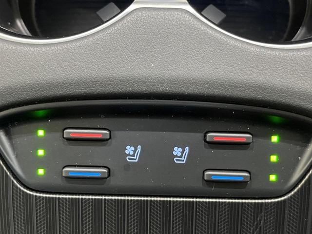 ハリアーハイブリッド Ｚ　レザーパッケージ　禁煙車　調光パノラマルーフ　純正１２型ナビ　全周囲カメラ　シートベンチレーション　トヨタセーフティ　レーダークルーズ　ＥＴＣ　Ｂｌｕｅｔｏｏｔｈ　フルセグ　ＬＥＤヘッド／フォグ　電動リアゲート（8枚目）