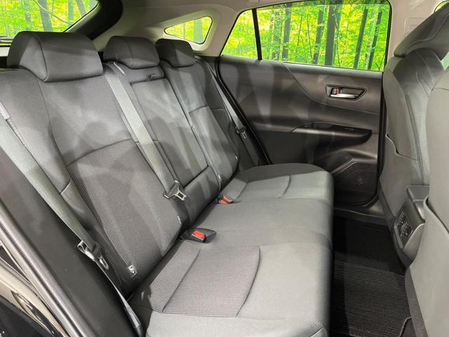 ハリアー Ｓ　禁煙車　純正８型ディスプレイオーディオ　バックカメラ　トヨタセーフティ　レーダークルーズ　オートマチックハイビーム　クリアランスソナー　ＬＥＤヘッド　ＥＴＣ　Ｂｌｕｅｔｏｏｔｈ　純正１７インチＡＷ（10枚目）