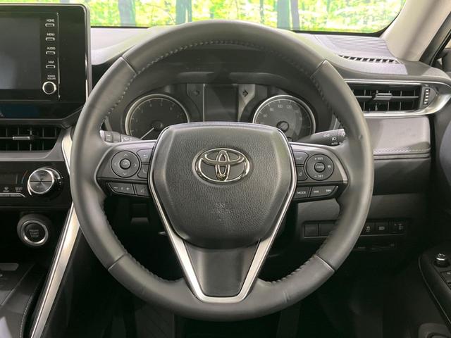 ハリアー Ｓ　禁煙車　純正８型ディスプレイオーディオ　バックカメラ　トヨタセーフティ　レーダークルーズ　オートマチックハイビーム　クリアランスソナー　ＬＥＤヘッド　ＥＴＣ　Ｂｌｕｅｔｏｏｔｈ　純正１７インチＡＷ（12枚目）
