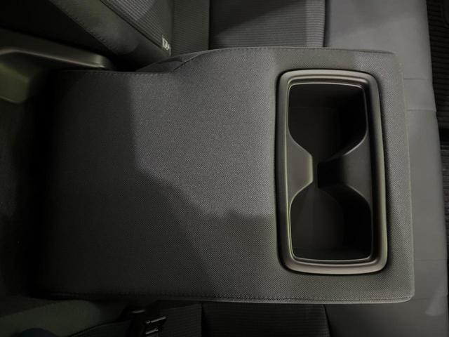 ハリアー Ｓ　禁煙車　純正８型ディスプレイオーディオ　バックカメラ　トヨタセーフティ　レーダークルーズ　オートマチックハイビーム　クリアランスソナー　ＬＥＤヘッド　ＥＴＣ　Ｂｌｕｅｔｏｏｔｈ　純正１７インチＡＷ（34枚目）