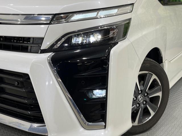 ヴォクシー ＺＳ　煌ＩＩＩ　禁煙車　後席モニター　純正１０型ナビ　バックカメラ　両側電動スライド　トヨタセーフティ　オートマチックハイビーム　車線逸脱警報　クルーズコントロール　ＥＴＣ　Ｂｌｕｅｔｏｏｔｈ　フルセグ（14枚目）