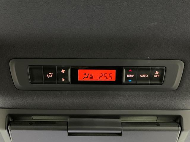 ヴォクシー ＺＳ　煌ＩＩＩ　禁煙車　後席モニター　純正１０型ナビ　バックカメラ　両側電動スライド　トヨタセーフティ　オートマチックハイビーム　車線逸脱警報　クルーズコントロール　ＥＴＣ　Ｂｌｕｅｔｏｏｔｈ　フルセグ（31枚目）