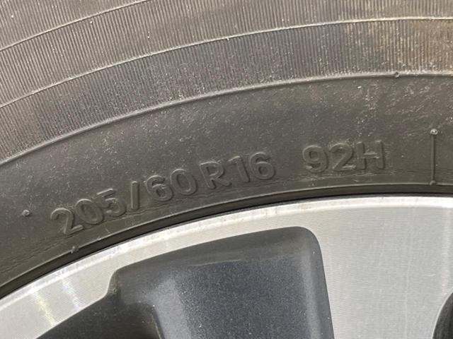 ヴォクシー ＺＳ　煌ＩＩＩ　禁煙車　後席モニター　純正１０型ナビ　バックカメラ　両側電動スライド　トヨタセーフティ　オートマチックハイビーム　車線逸脱警報　クルーズコントロール　ＥＴＣ　Ｂｌｕｅｔｏｏｔｈ　フルセグ（57枚目）