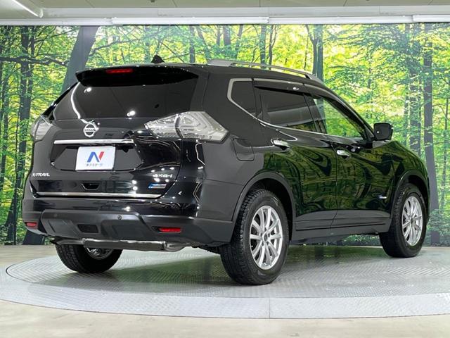 エクストレイル ２０Ｘ　ハイブリッド　エマージェンシーブレーキＰ　４ＷＤ　ＳＤナビ　全周囲カメラ　衝突被害軽減システム　禁煙車　電動リアゲート　コーナーセンサー　スマートキー　ＬＥＤヘッド　クルコン　車線逸脱警報　オートライト　デュアルエアコン（17枚目）