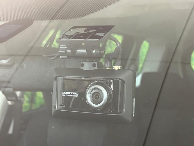 プレマシー ２０Ｓ　両側電動ドア　純正ＳＤナビ　禁煙車　ドラレコ　スマートキー　ＬＥＤヘッド　ＥＴＣ　オートライト　オートエアコン　純正１７インチアルミ　ＣＤ　ＤＶＤ再生　地デジ（33枚目）