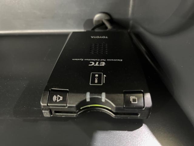 ヴォクシー ＺＳ　煌　禁煙車　両側電動スライドドア　クリアランスソナー　ＨＩＤヘッド　スマートキー　オートライト　ＥＴＣ　オートエアコン（6枚目）