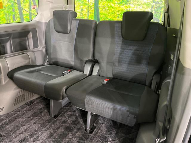 ヴォクシー ＺＳ　煌　禁煙車　両側電動スライドドア　クリアランスソナー　ＨＩＤヘッド　スマートキー　オートライト　ＥＴＣ　オートエアコン（32枚目）