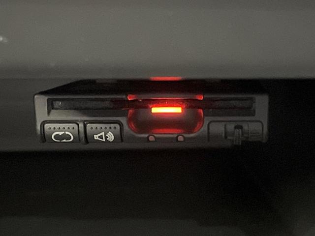 セレナ ハイウェイスター　Ｖセレクション　両側電動ドア　純正ＳＤナビ　衝突被害軽減システム　禁煙車　スマートキー　ＬＥＤヘッド　ＥＴＣ　クルコン　車線逸脱警報　オートライト　オートエアコン　純正１６インチアルミ　リアエアコン（60枚目）