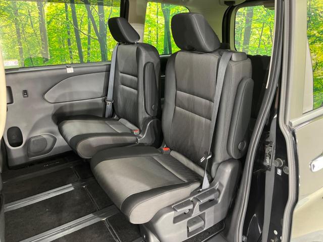 セレナ ｅ－パワー　ハイウェイスターＶ　アーバンクロム　禁煙車　純正１０型ナビ　全周囲カメラ　両側電動スライド　プロパイロット　エマージェンシーブレーキ　クリアランスソナー　ＬＥＤヘッド／フォグ　ＥＴＣ　Ｂｌｕｅｔｏｏｔｈ　フルセグ　純正１６インチＡＷ（40枚目）