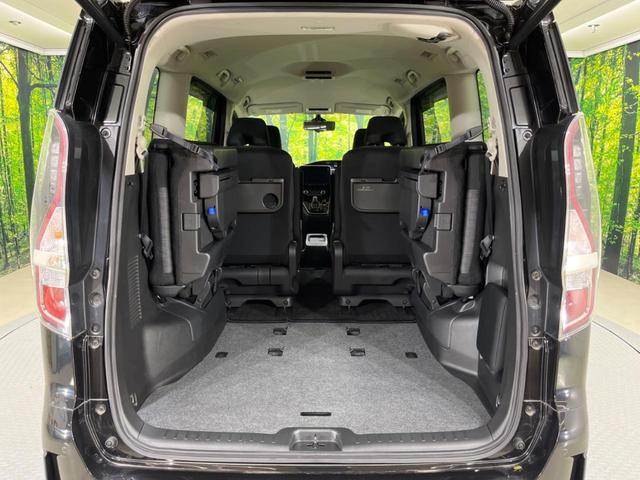 セレナ ｅ－パワー　ハイウェイスターＶ　アーバンクロム　禁煙車　純正１０型ナビ　全周囲カメラ　両側電動スライド　プロパイロット　エマージェンシーブレーキ　クリアランスソナー　ＬＥＤヘッド／フォグ　ＥＴＣ　Ｂｌｕｅｔｏｏｔｈ　フルセグ　純正１６インチＡＷ（49枚目）