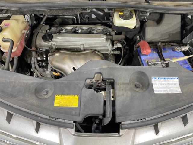 アルファード ２４０Ｓ　禁煙車　ＴＲＤエアロ　後席モニター　ＢＩＧ－Ｘ８型ナビ　バックカメラ　両側電動スライド　クリアランスソナー　ＨＩＤヘッド　ＥＴＣ　Ｂｌｕｅｔｏｏｔｈ　フルセグ　純正１７インチＡＷ　スマートキー（18枚目）